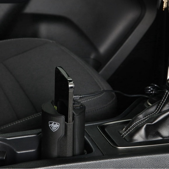 Auto Drive Cupholder Wireless Charger, Universal Compatibility - Picture 9 of 16